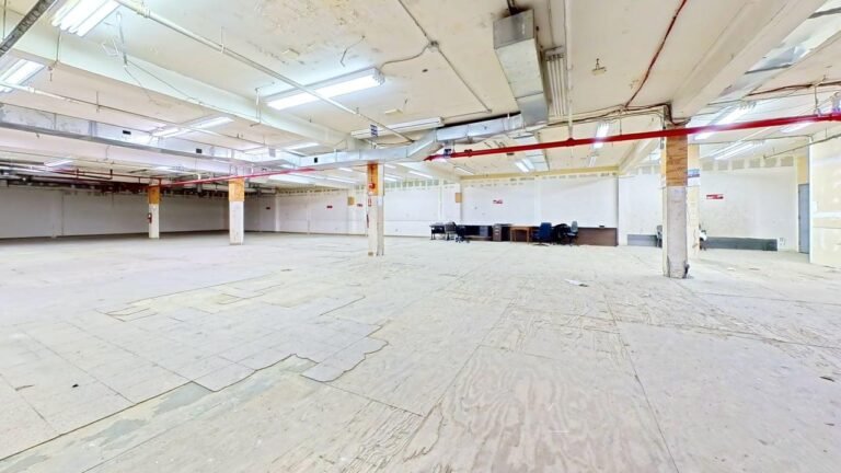 9-Bond-Street-Photo-6